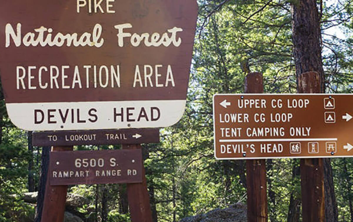 Devil's Head Trail Sign in Pike National Forest