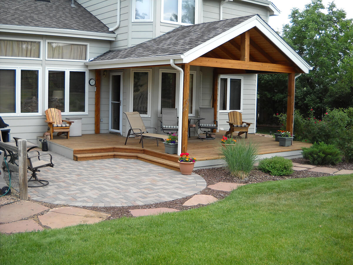 paver patio with roof cover